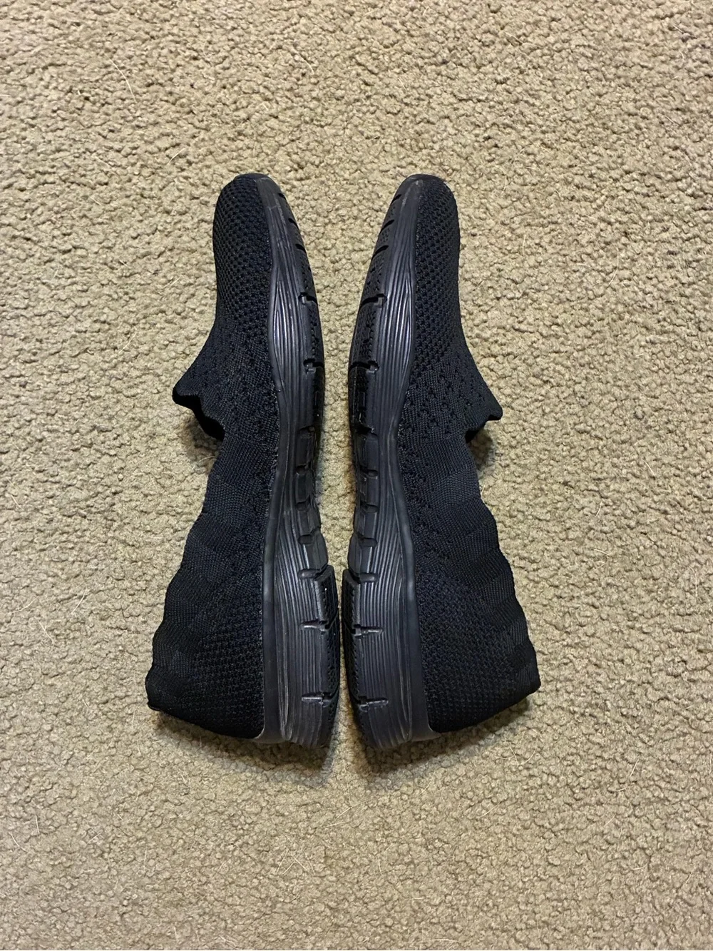 Skechers breathable knit